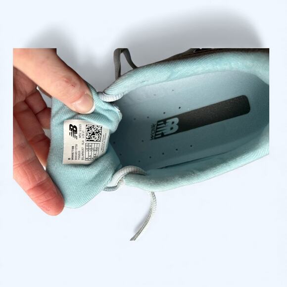 New Balance Women’s 877v1 Walking Shoes Women's Size 6 M Comfort Sneakers - Picture 9 of 10